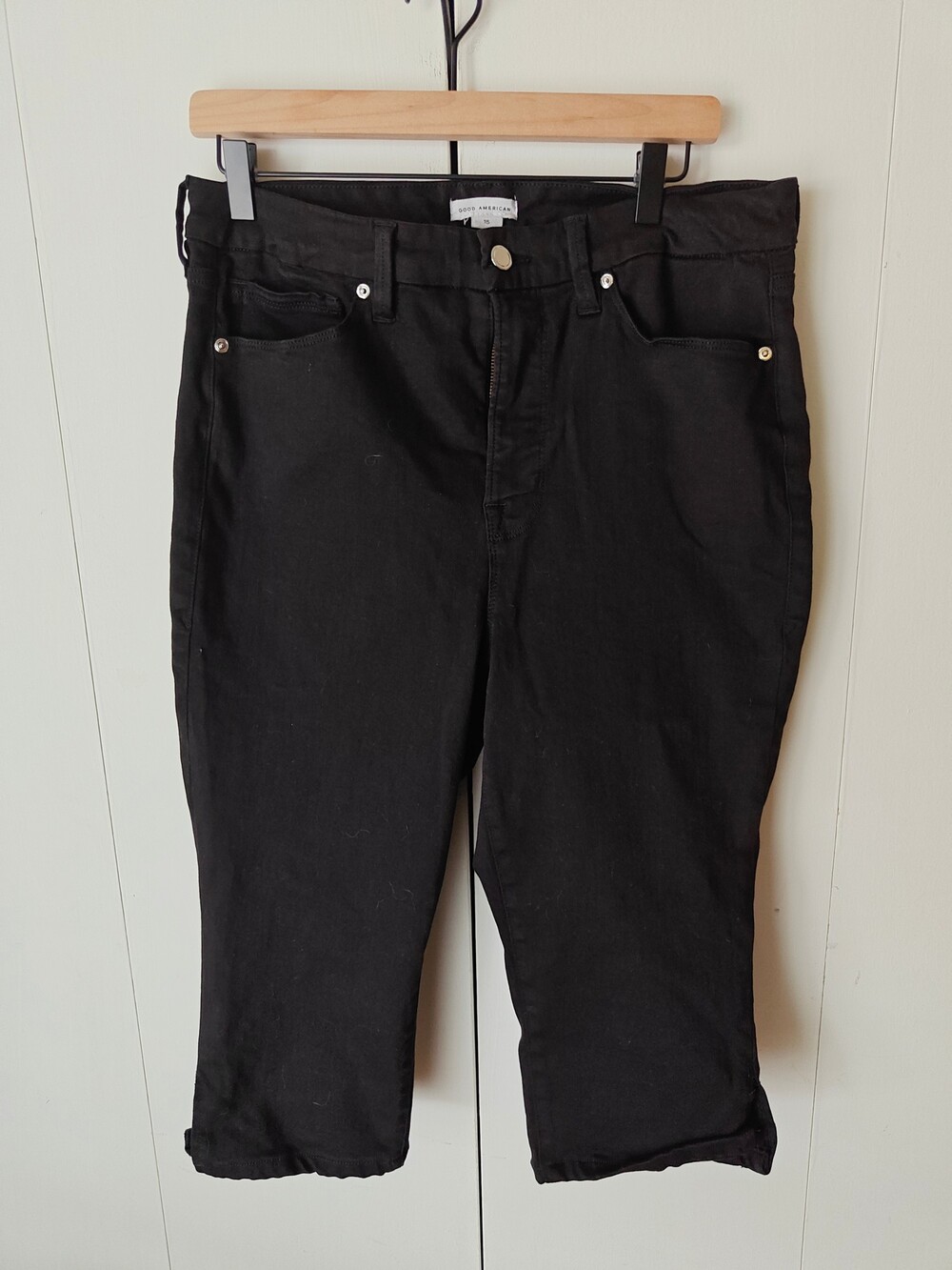 Good American Black Capri Pants Size 15